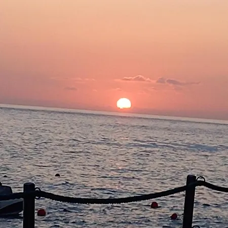 Mesas Del Mar. Suenos טקורונטה